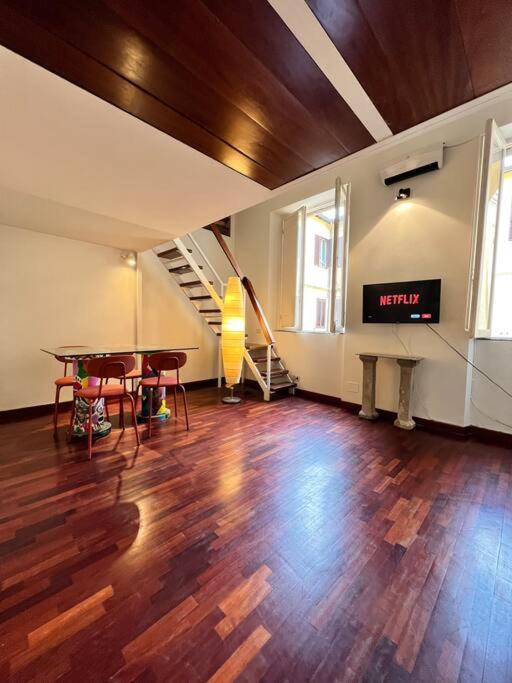 Apartment Torre Argentina Rom